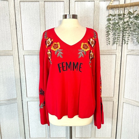 INC Femme Embroidered Flowers Rayon Blend Bell-Sleeve Top Sweater Plus Size 1X - Picture 4 of 11